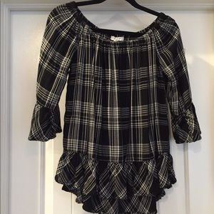 beach lunch lounge off the shoulder top